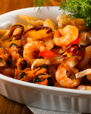 Fructe de mare cu sos de lamaie si unt
